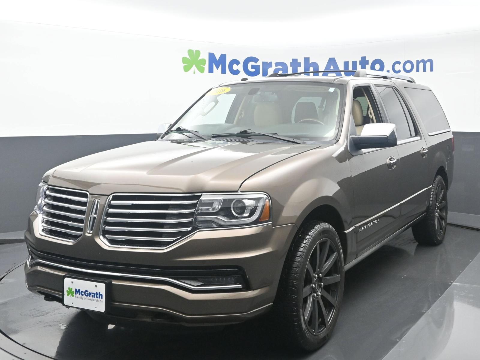 2016 Lincoln Navigator L Vehicle Photo in Marion, IA 52302