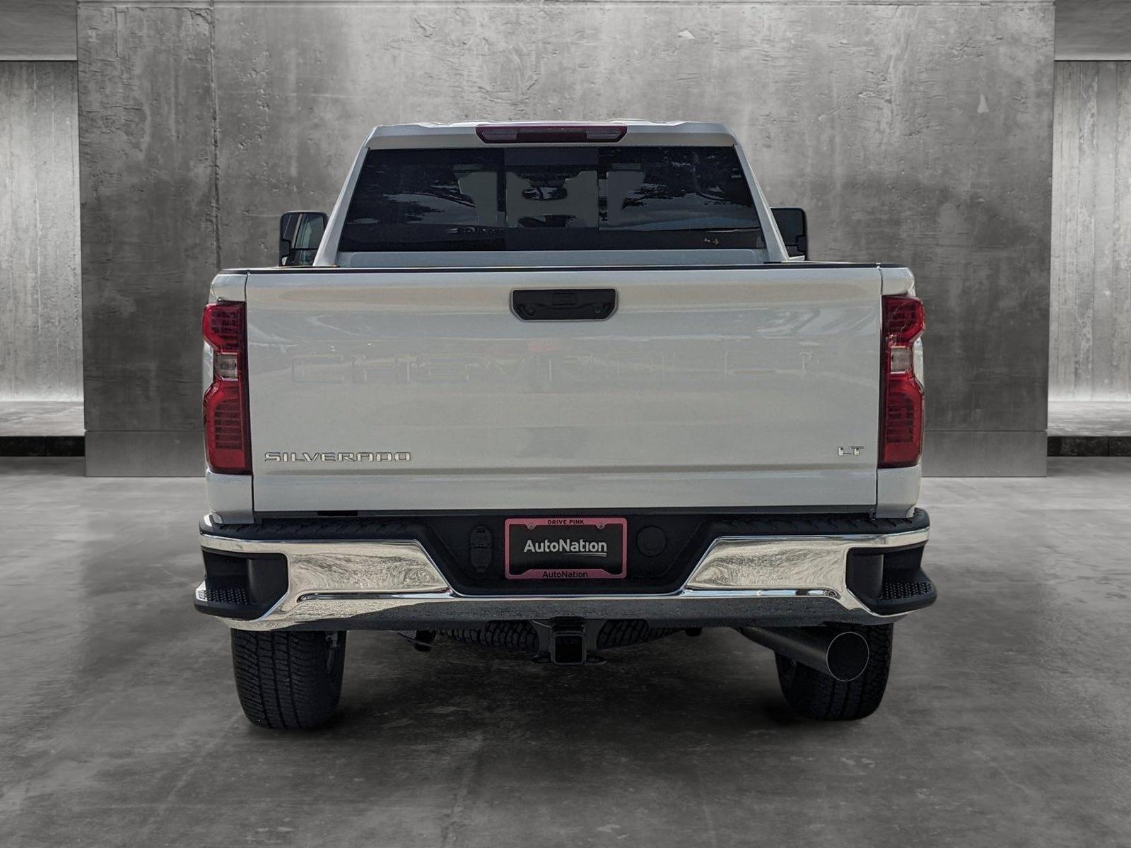 2024 Chevrolet Silverado 2500 HD Vehicle Photo in GREENACRES, FL 33463-3207