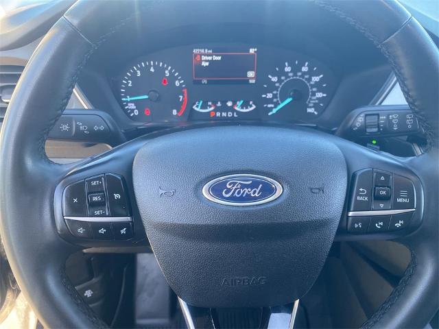 2022 Ford Escape Vehicle Photo in GOODYEAR, AZ 85338-1310