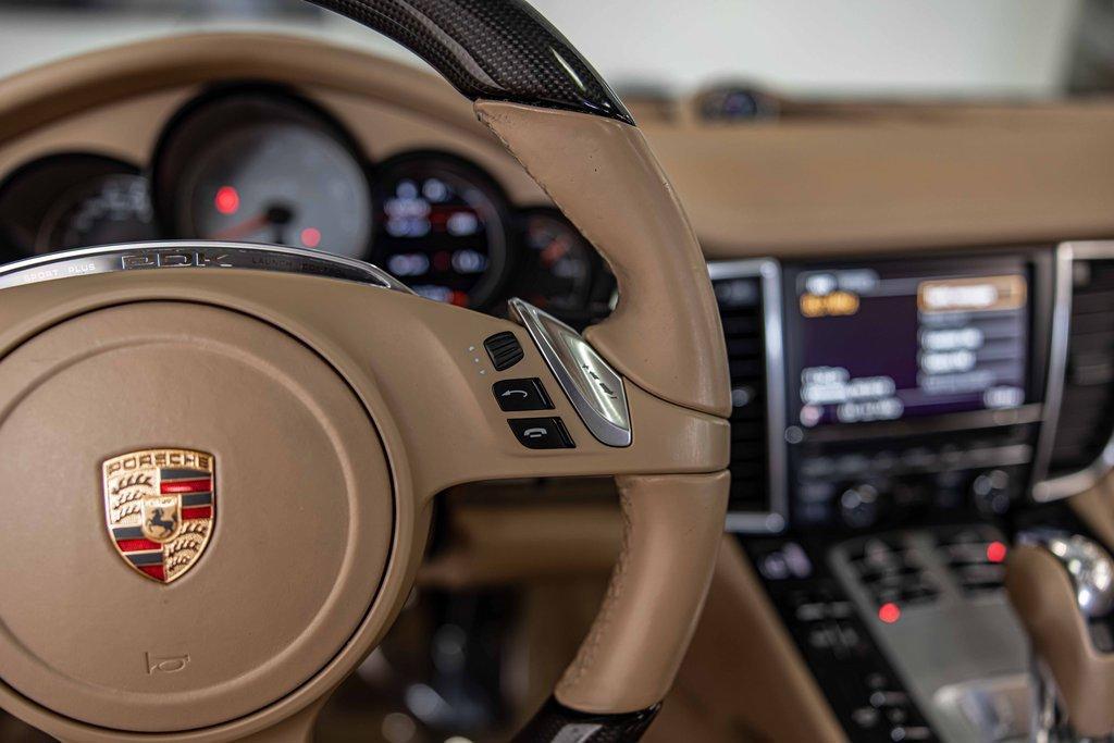 2015 Porsche Panamera Vehicle Photo in Plainfield, IL 60586