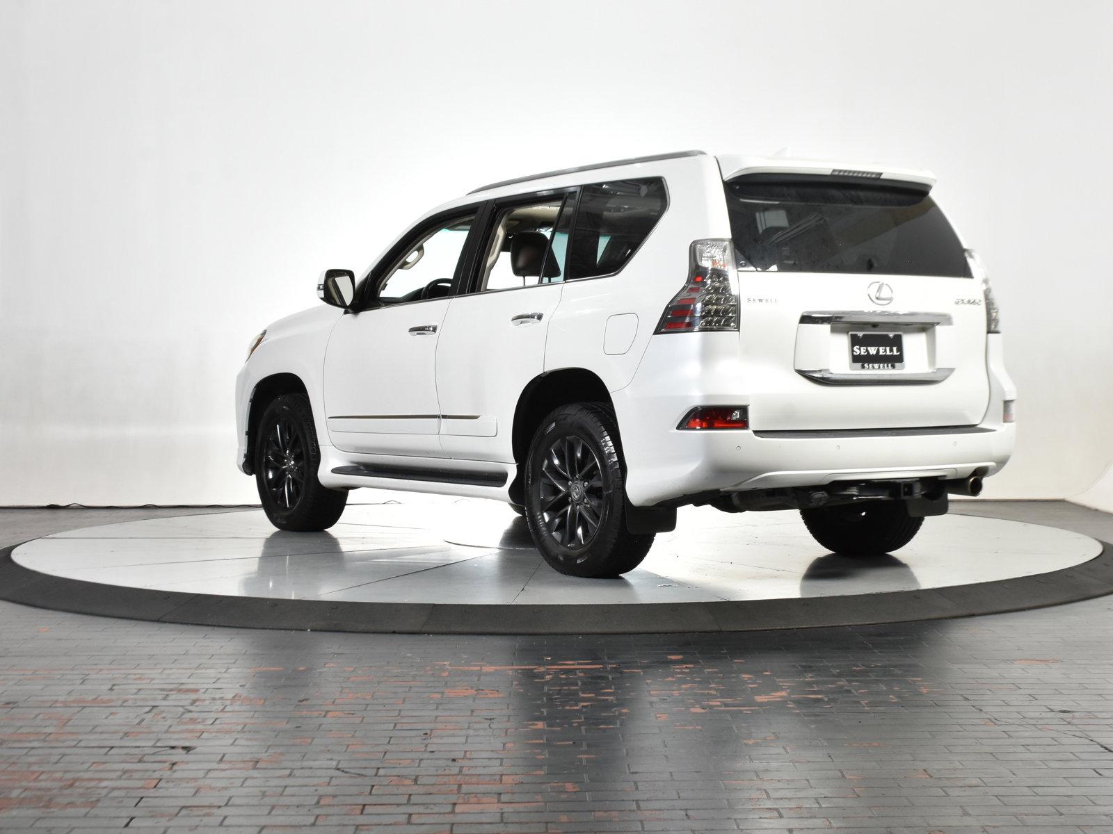 2016 Lexus GX 460 Vehicle Photo in DALLAS, TX 75235