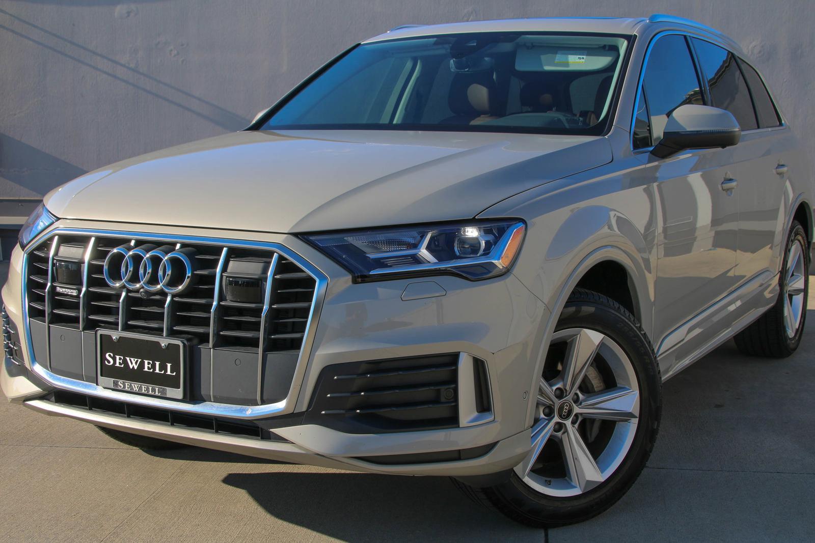 2024 Audi Q7 Vehicle Photo in SUGAR LAND, TX 77478