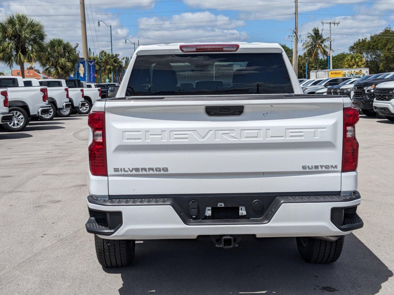 2024 Chevrolet Silverado 1500 Vehicle Photo in MIAMI, FL 33134-2699