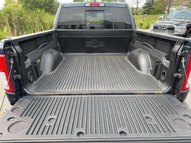 2021 Ram 1500 Vehicle Photo in MEDINA, OH 44256-9631