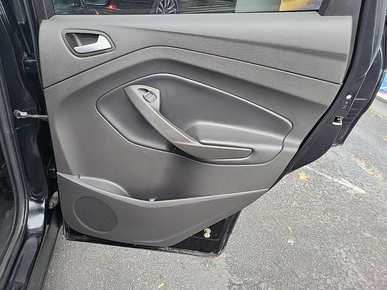 2019 Ford Escape Vehicle Photo in Plainfield, IL 60586