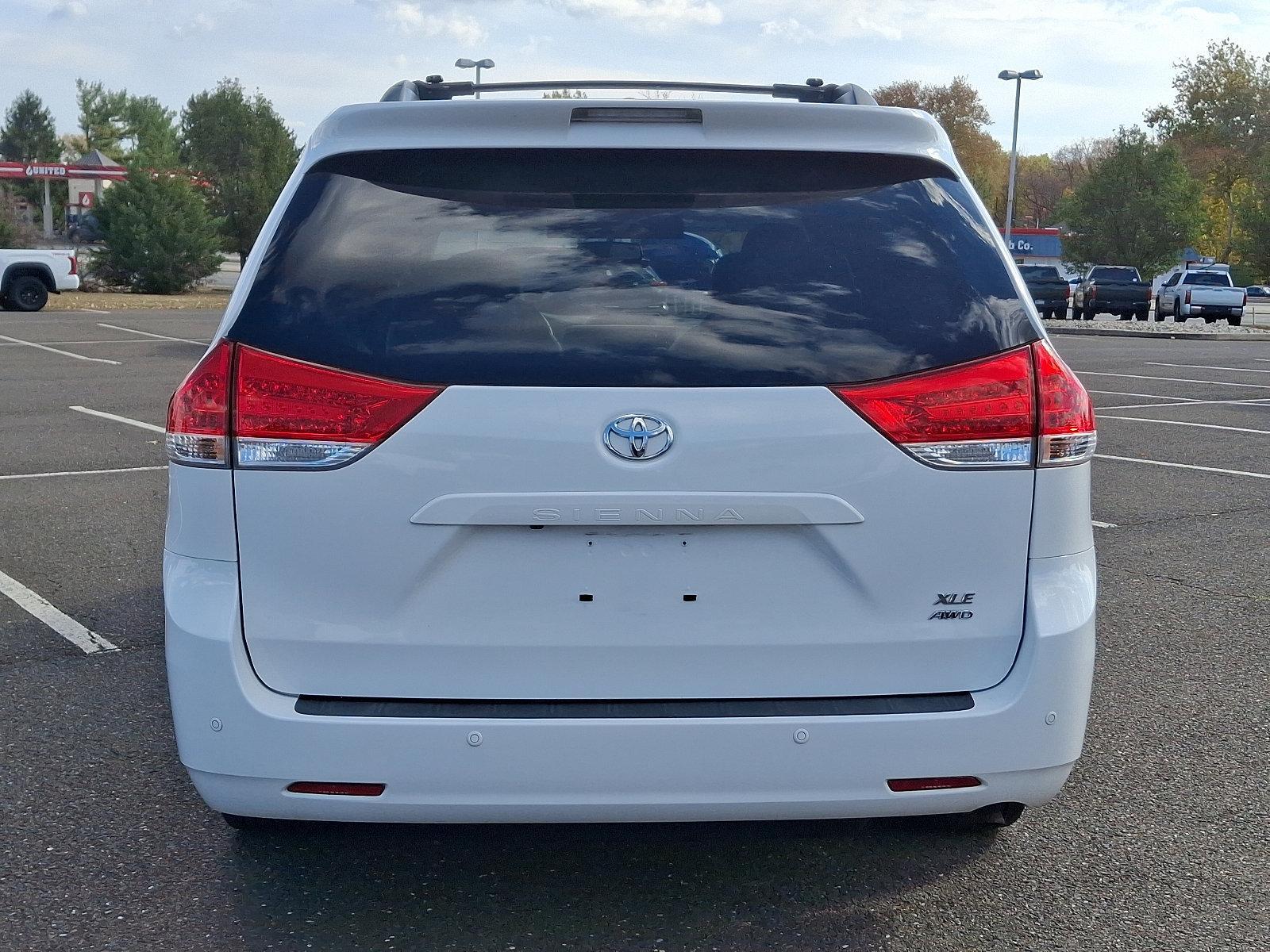 2014 Toyota Sienna Vehicle Photo in Trevose, PA 19053