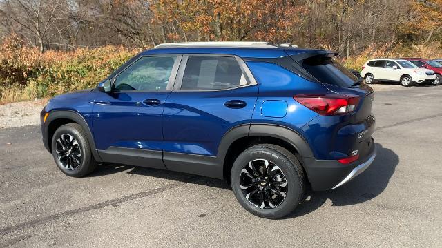 2022 Chevrolet Trailblazer Vehicle Photo in MOON TOWNSHIP, PA 15108-2571