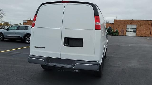 2024 Chevrolet Express Cargo Van Vehicle Photo in JOLIET, IL 60435-8135