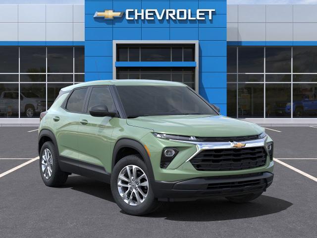 2025 Chevrolet Trailblazer Vehicle Photo in SAINT JAMES, NY 11780-3219