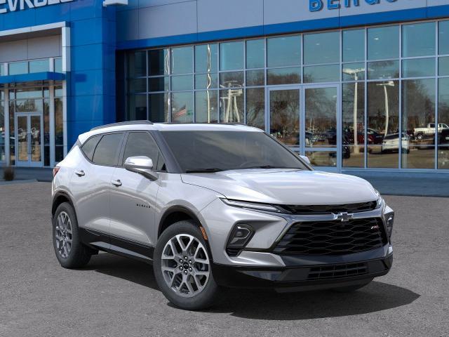 2025 Chevrolet Blazer Vehicle Photo in APPLETON, WI 54914-4656