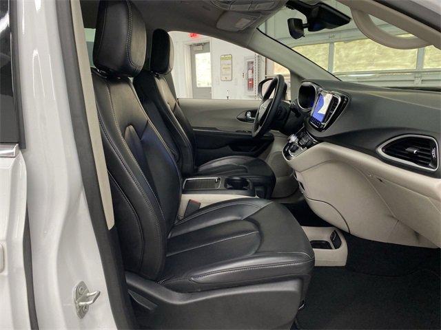 2023 Chrysler Pacifica Vehicle Photo in PORTLAND, OR 97225-3518