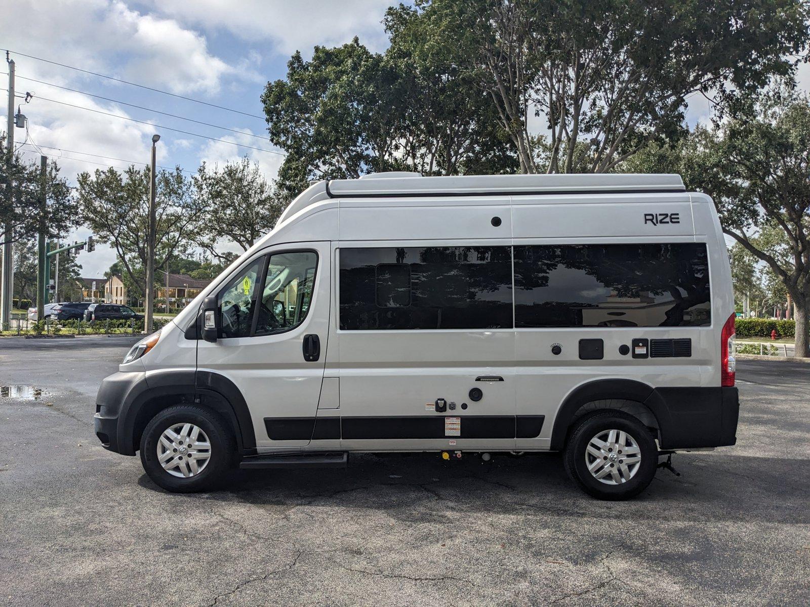 2022 Ram ProMaster Cargo Van Vehicle Photo in GREENACRES, FL 33463-3207