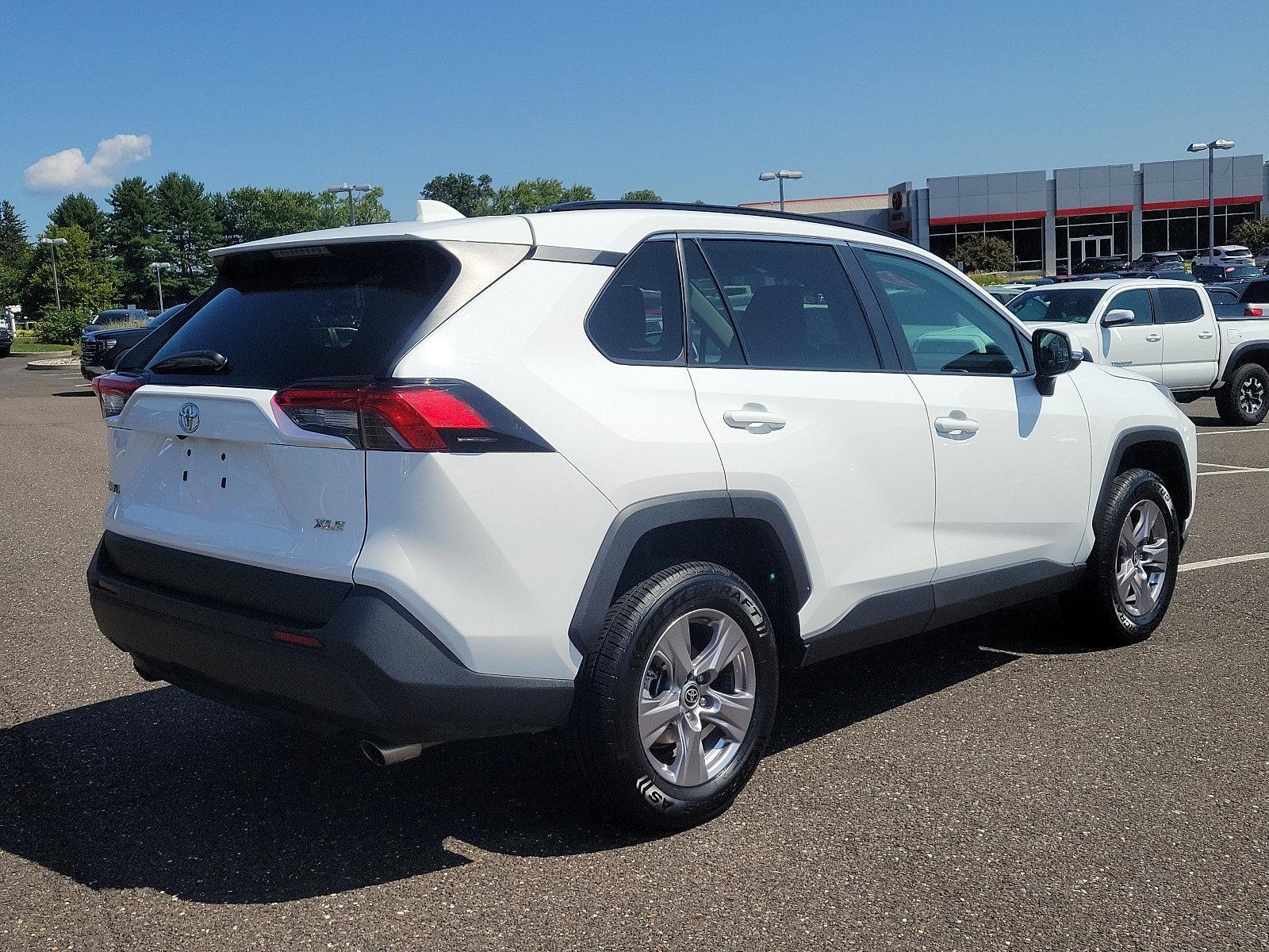 2022 Toyota RAV4 Vehicle Photo in Trevose, PA 19053