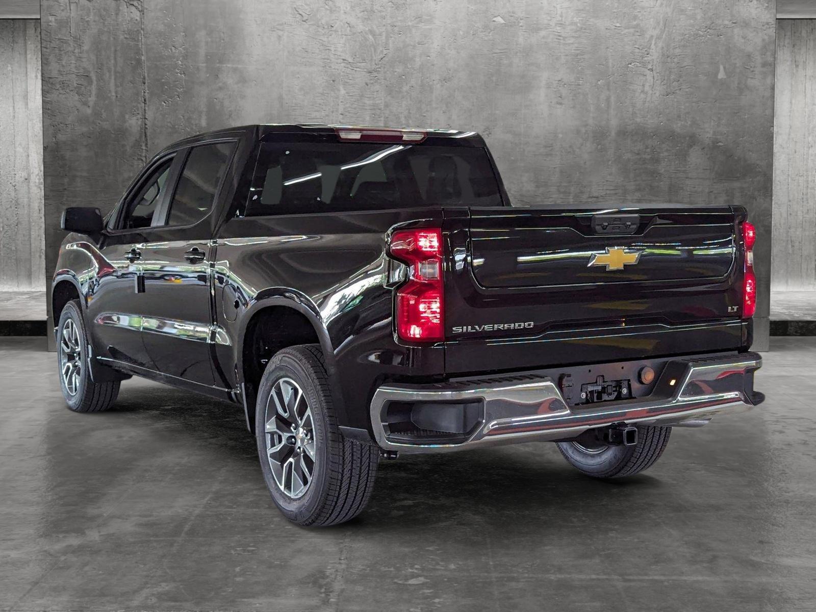 2024 Chevrolet Silverado 1500 Vehicle Photo in PEMBROKE PINES, FL 33024-6534