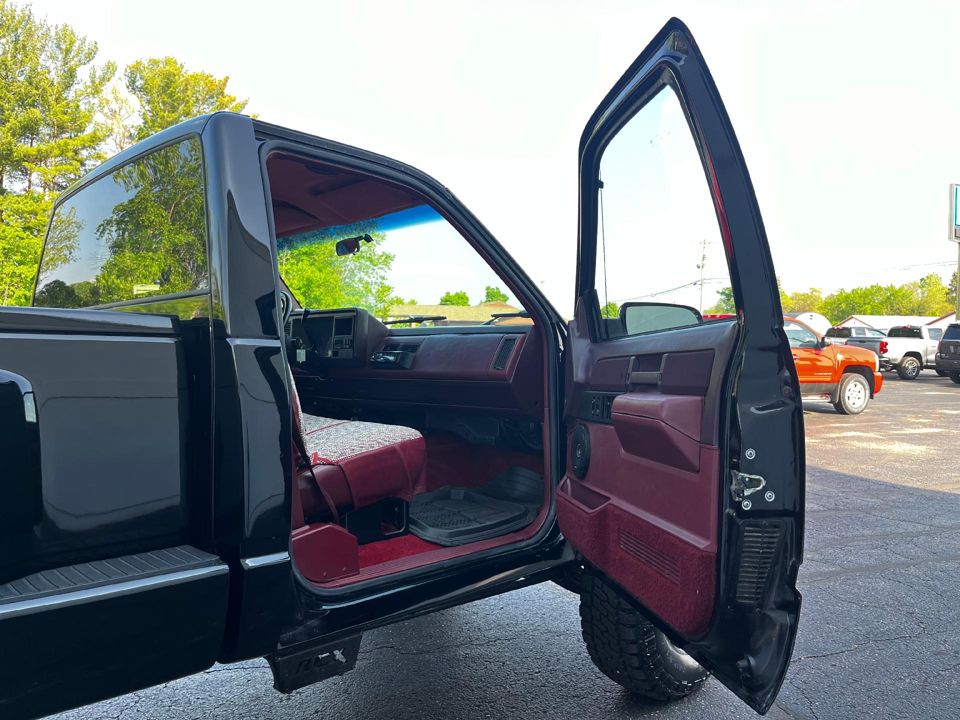 1988 Chevrolet 1/2 Ton Pickups Vehicle Photo in CLARE, MI 48617-9414