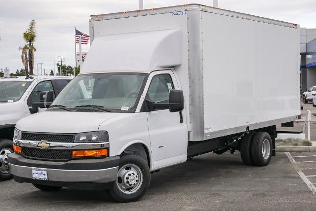 2023 Chevrolet Express Commercial Cutaway Vehicle Photo in VENTURA, CA 93003-8585