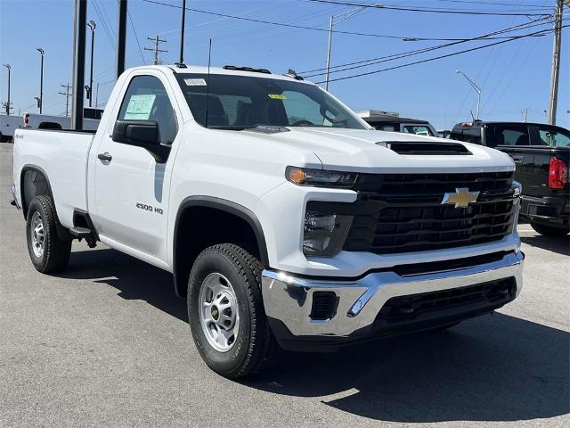 2024 Chevrolet Silverado 2500 HD Vehicle Photo in ALCOA, TN 37701-3235