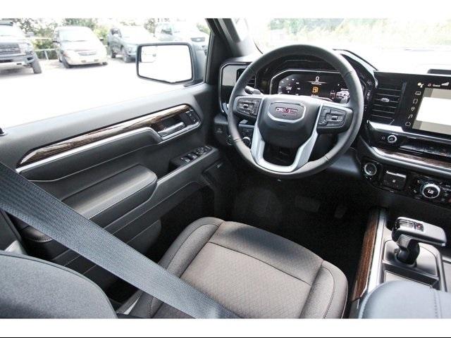 2024 GMC Sierra 1500 Vehicle Photo in ROSENBERG, TX 77471-5675