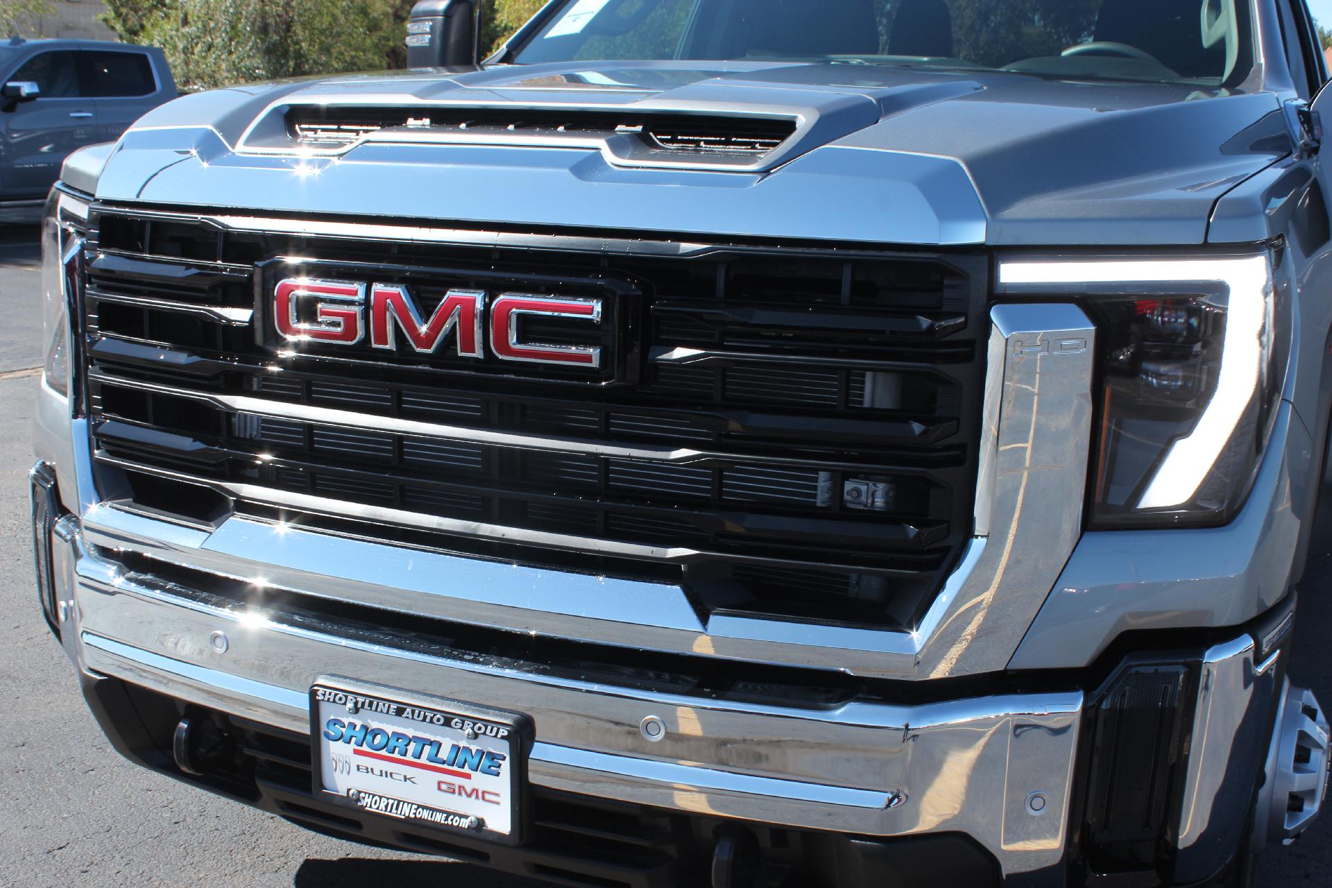 2025 GMC Sierra 3500 HD Vehicle Photo in AURORA, CO 80012-4011