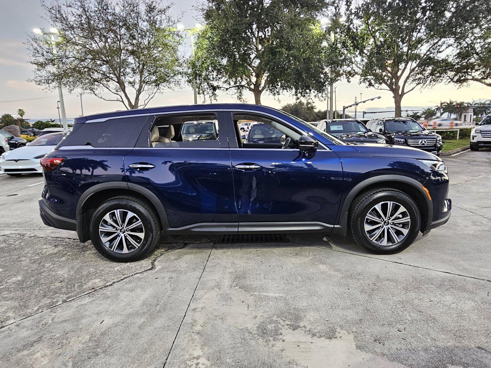 2024 INFINITI QX60 Vehicle Photo in Pembroke Pines , FL 33027