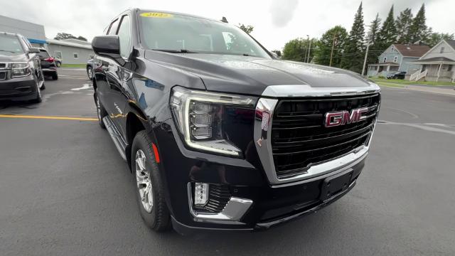 2022 GMC Yukon Vehicle Photo in MASSENA, NY 13662-2255