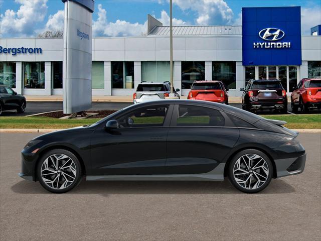 2025 Hyundai IONIQ 6 Vehicle Photo in Green Bay, WI 54304