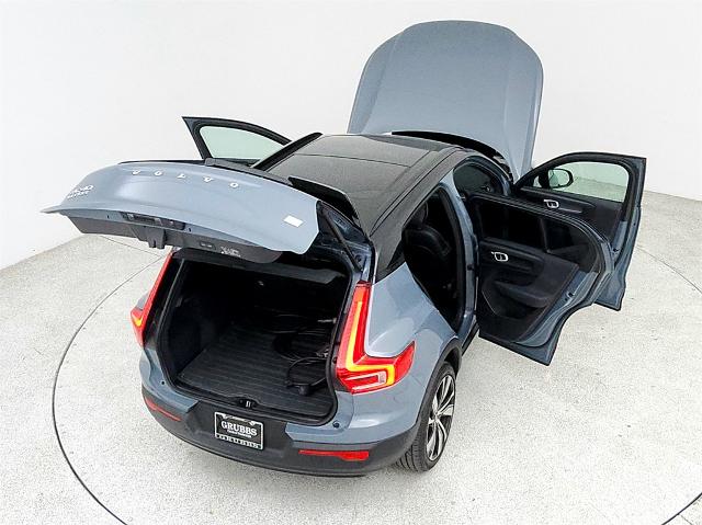 2021 Volvo XC40 Vehicle Photo in Grapevine, TX 76051