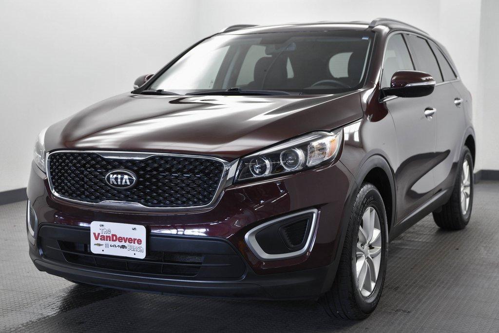 2017 Kia Sorento Vehicle Photo in AKRON, OH 44303-2185