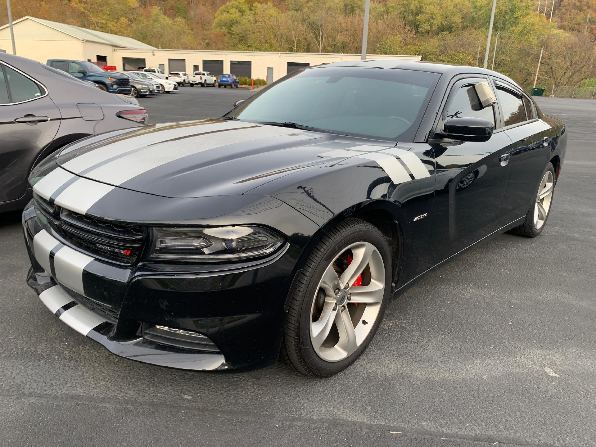 Used 2017 Dodge Charger R/T with VIN 2C3CDXCT3HH528241 for sale in Pikeville, KY