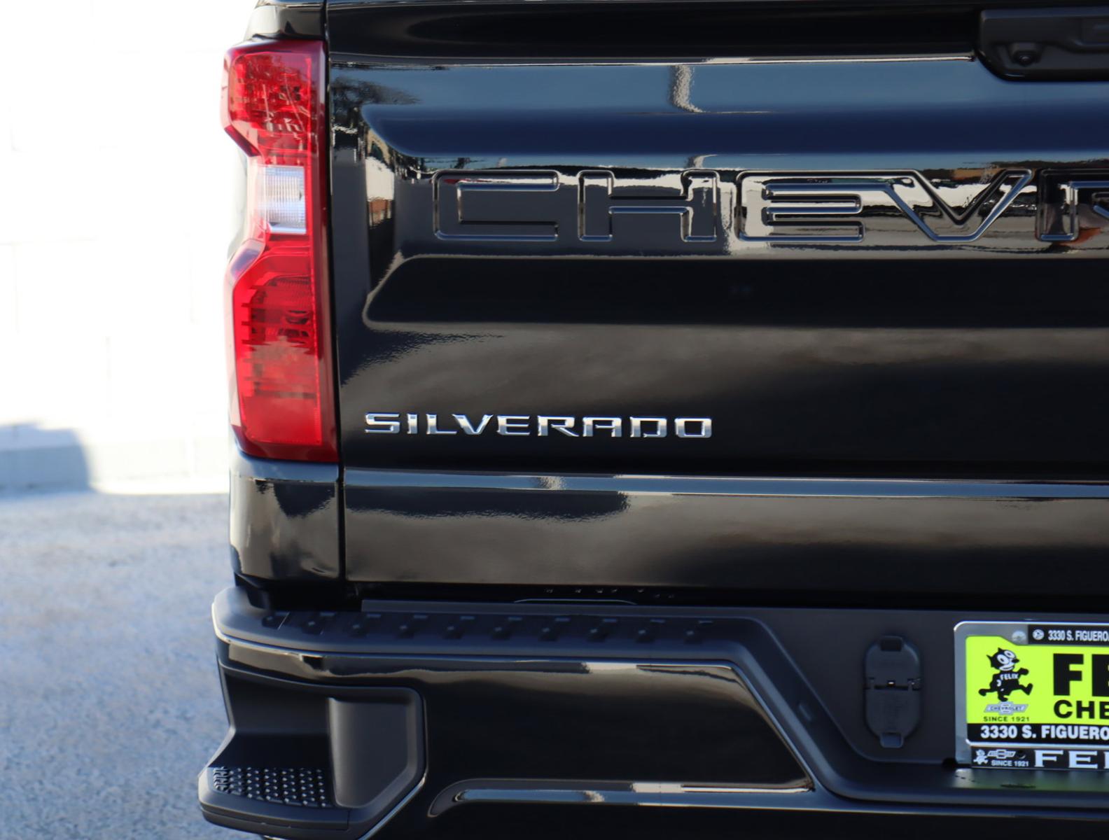 2025 Chevrolet Silverado 1500 Vehicle Photo in LOS ANGELES, CA 90007-3794