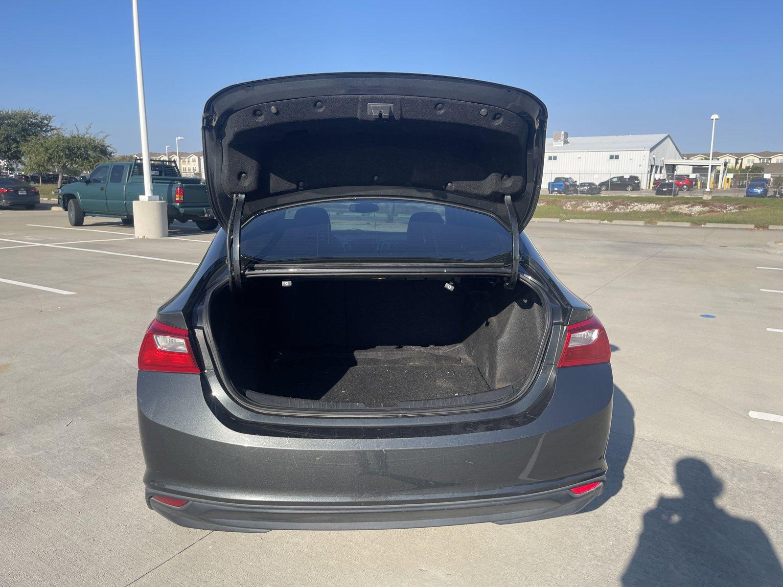 2018 Chevrolet Malibu Vehicle Photo in Corpus Christi, TX 78415