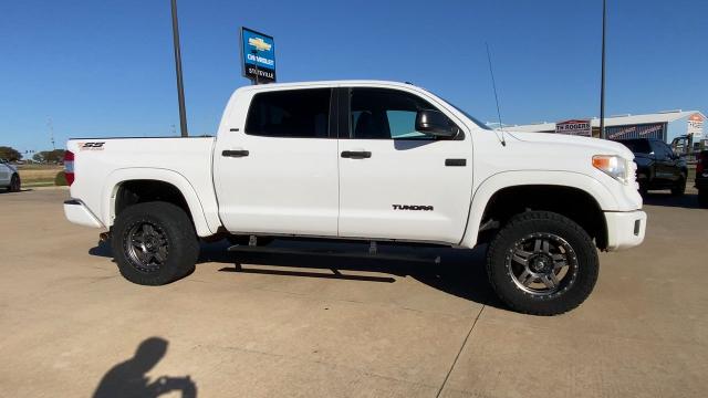 Used 2017 Toyota Tundra SR5 with VIN 5TFDW5F18HX609191 for sale in Durant, OK