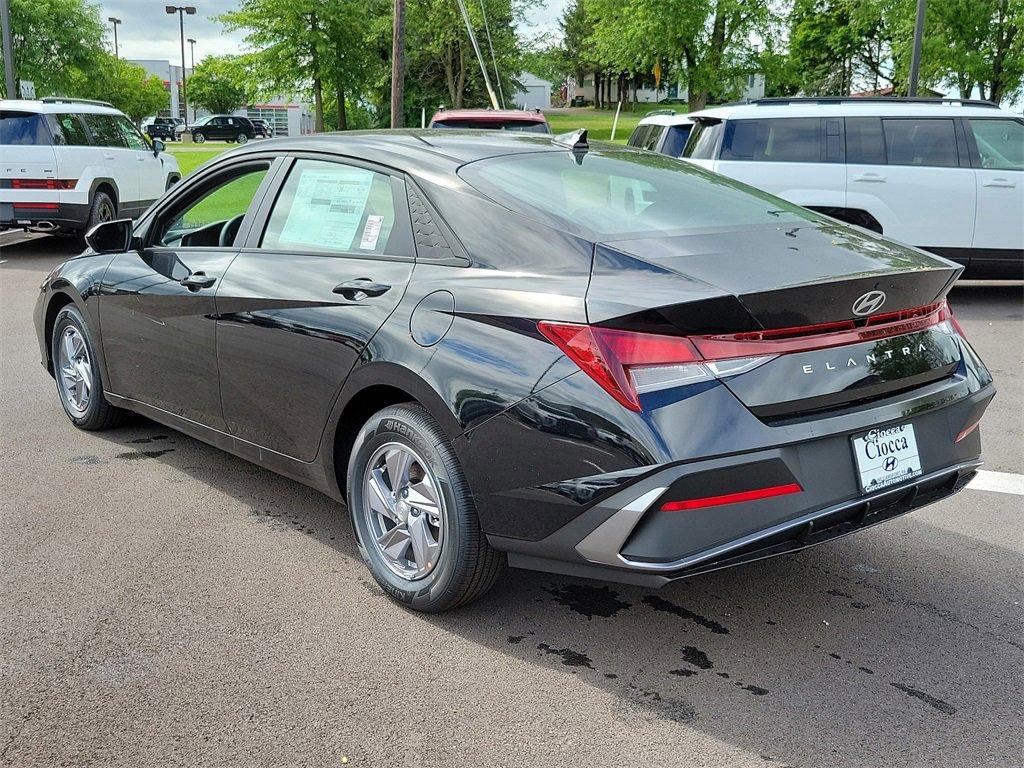 2024 Hyundai ELANTRA Vehicle Photo in Muncy, PA 17756