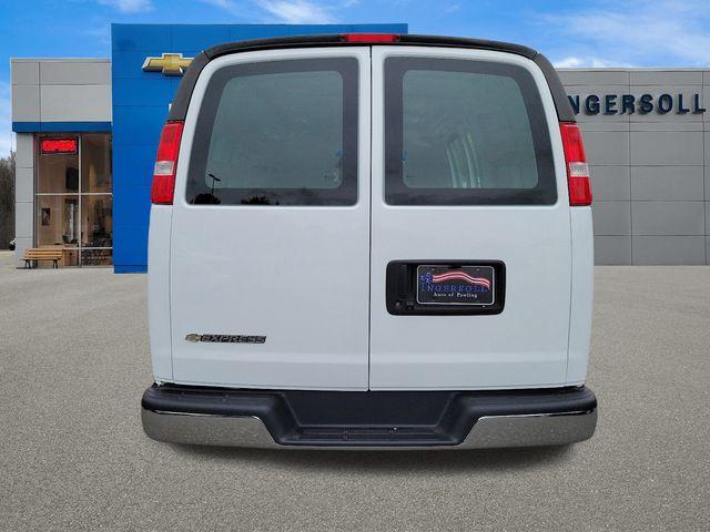 2021 Chevrolet Express Cargo 2500 Vehicle Photo in PAWLING, NY 12564-3219