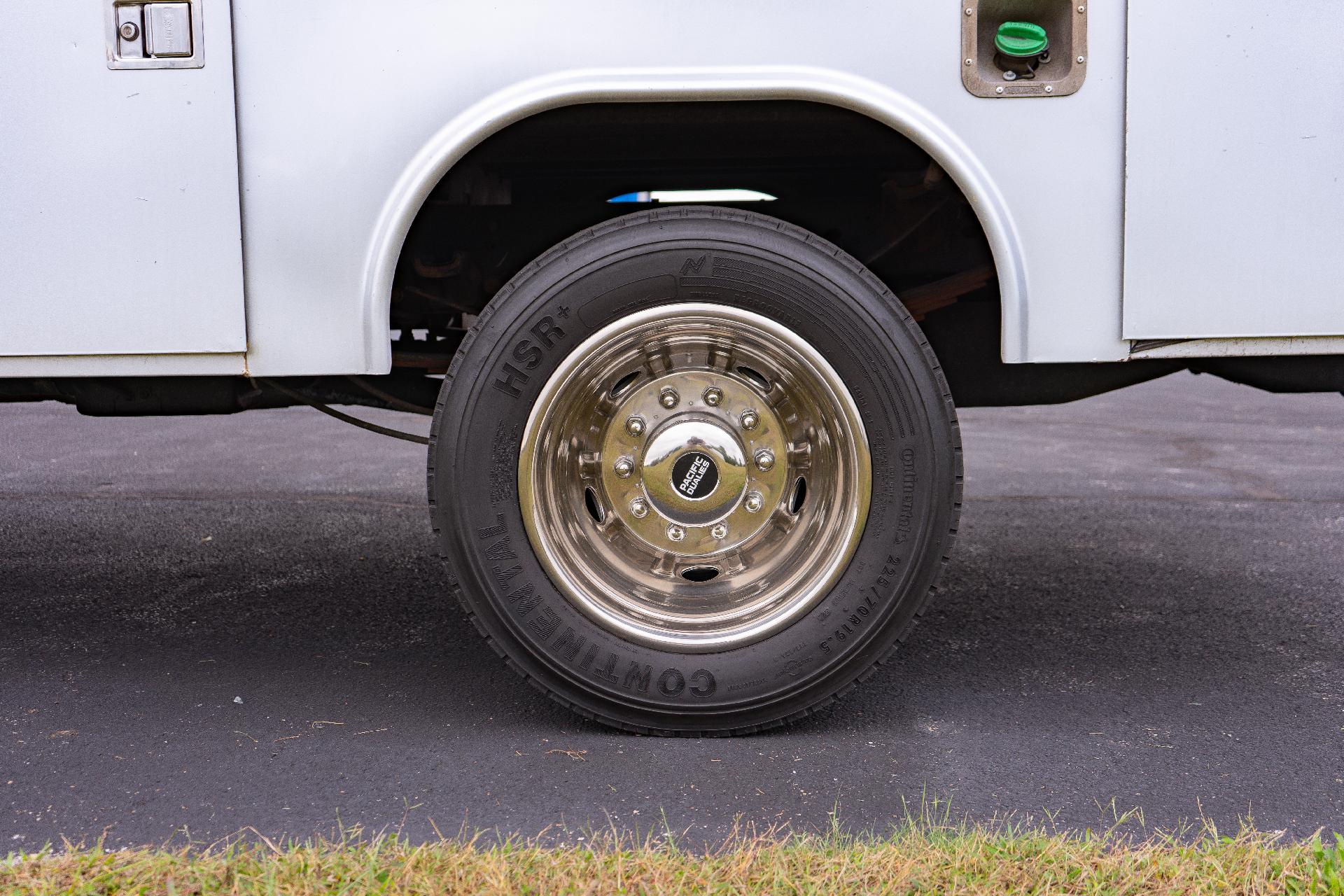 2019 Ford Super Duty F-450 DRW Vehicle Photo in SMYRNA, DE 19977-2874