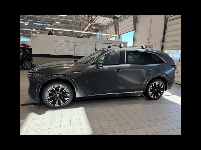 2025 Mazda CX-90 Vehicle Photo in Green Bay, WI 54304