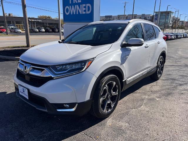 Used 2019 Honda CR-V Touring with VIN 2HKRW2H99KH641593 for sale in Kansas City