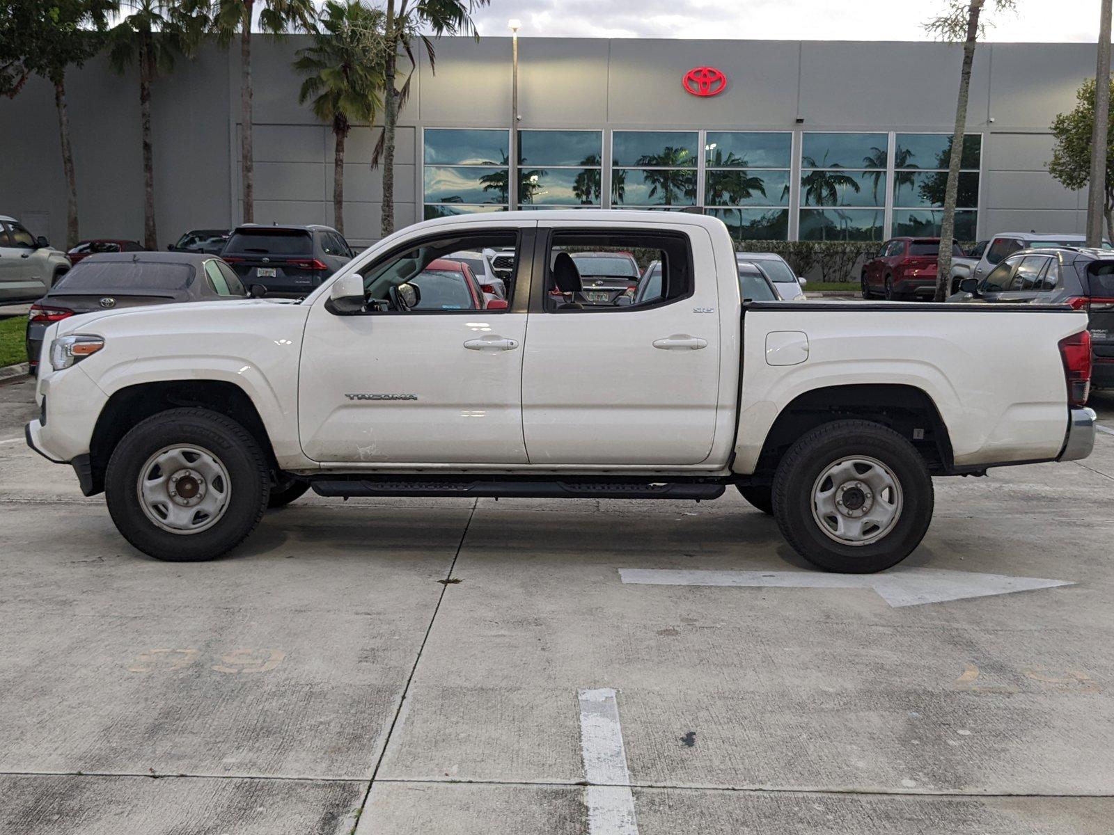 2022 Toyota Tacoma 2WD Vehicle Photo in Davie, FL 33331