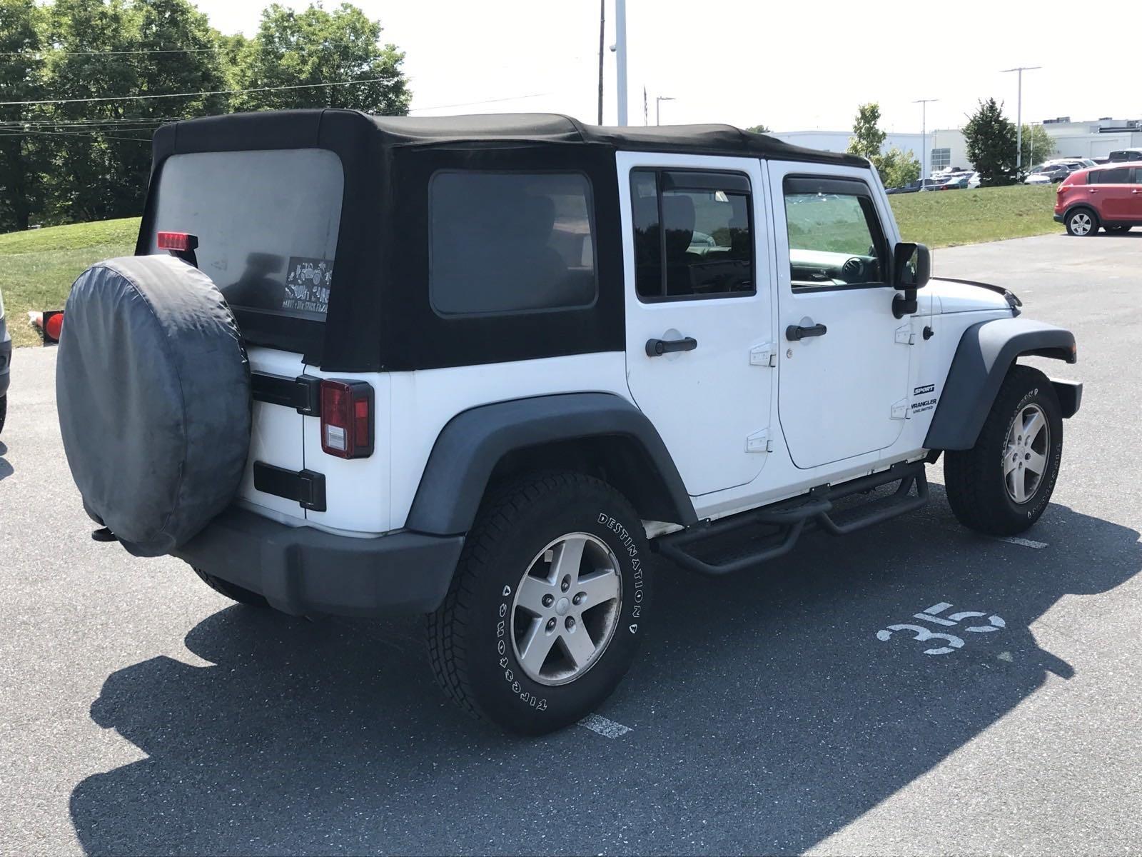 2013 Jeep Wrangler Unlimited Vehicle Photo in Mechanicsburg, PA 17050-1707