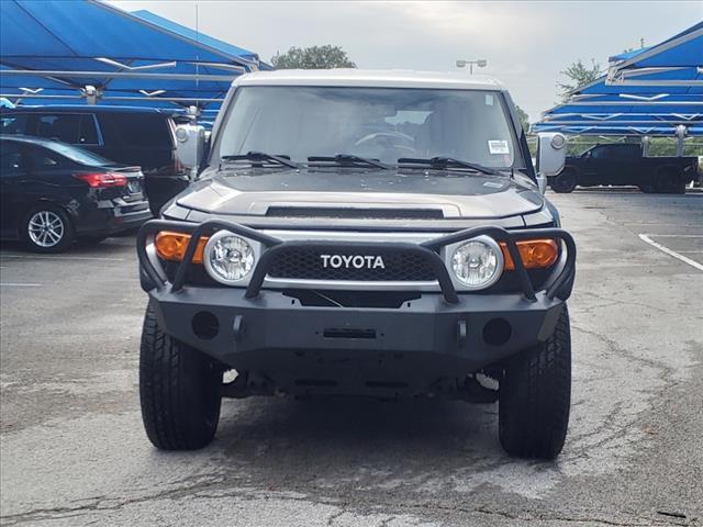 2014 Toyota FJ Cruiser Vehicle Photo in Denton, TX 76205