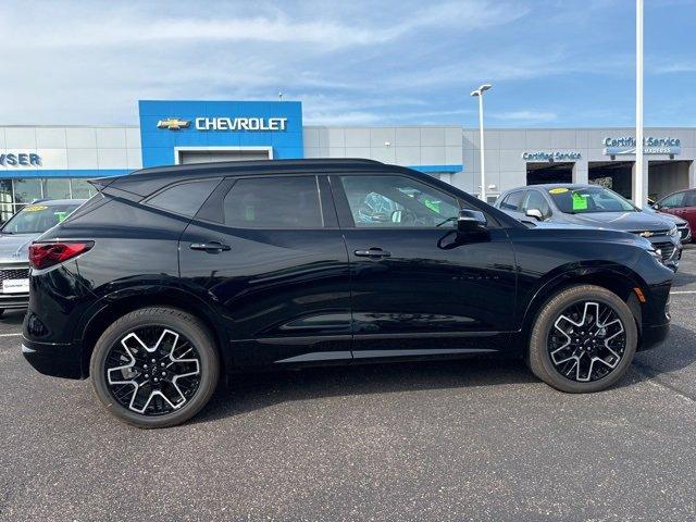 2025 Chevrolet Blazer Vehicle Photo in SAUK CITY, WI 53583-1301