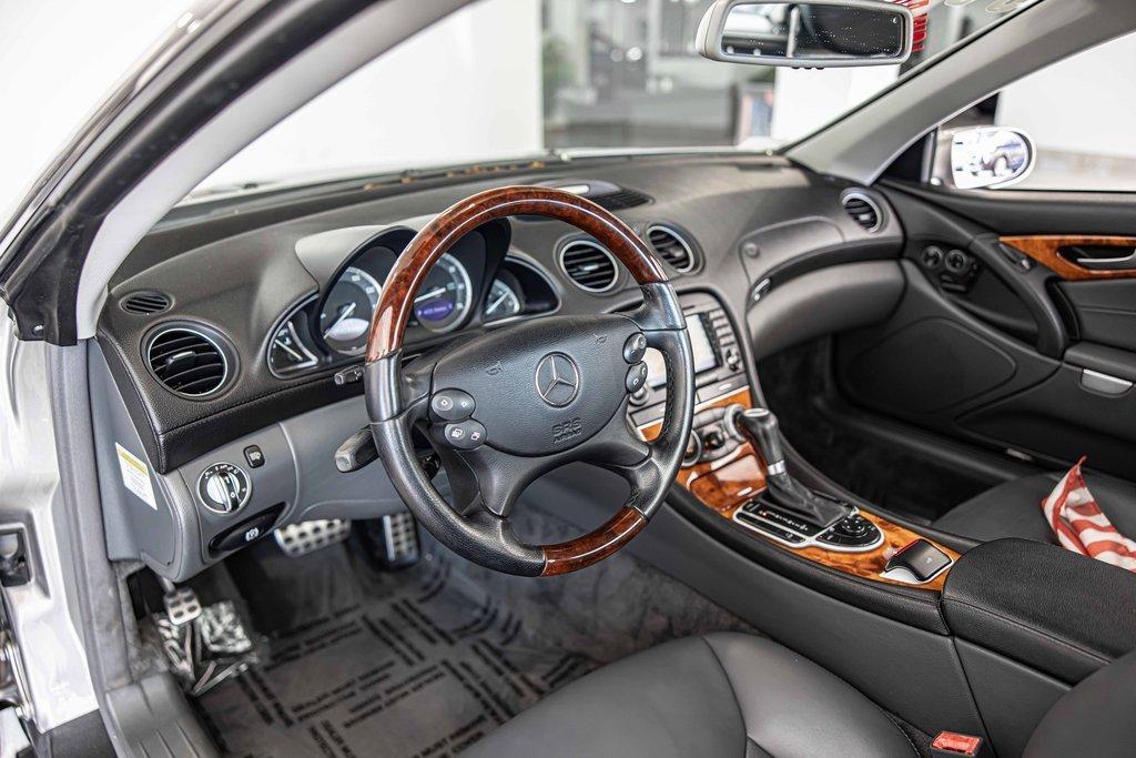 2006 Mercedes-Benz SL-Class Vehicle Photo in Saint Charles, IL 60174