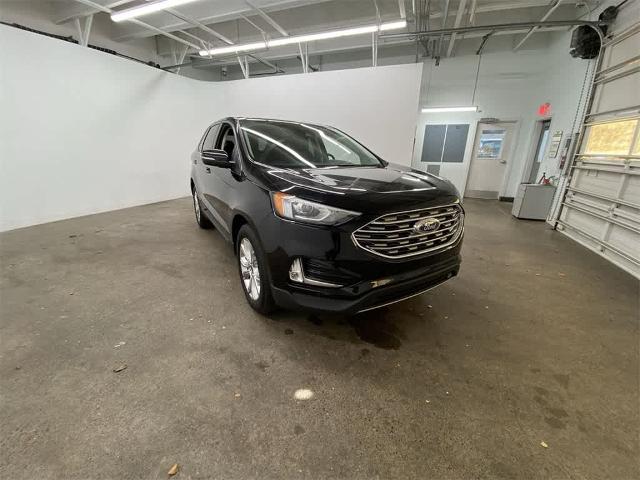 2022 Ford Edge Vehicle Photo in PORTLAND, OR 97225-3518