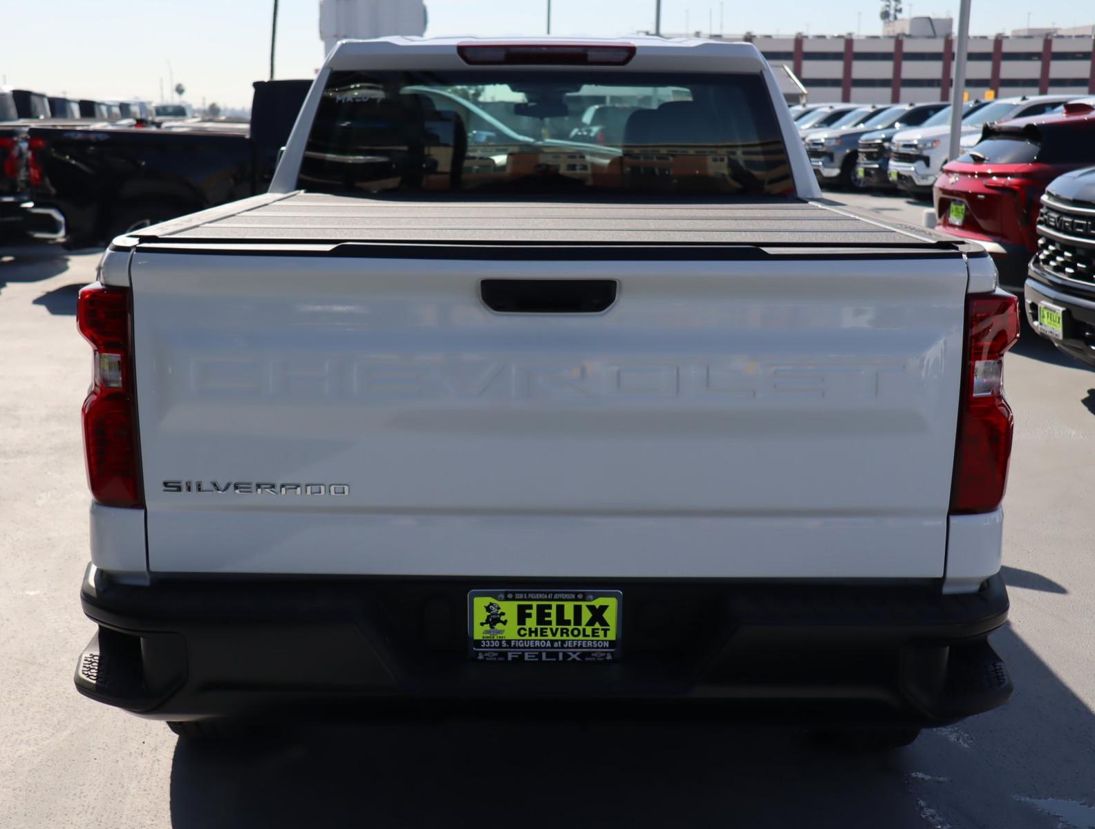 2024 Chevrolet Silverado 1500 Vehicle Photo in LOS ANGELES, CA 90007-3794