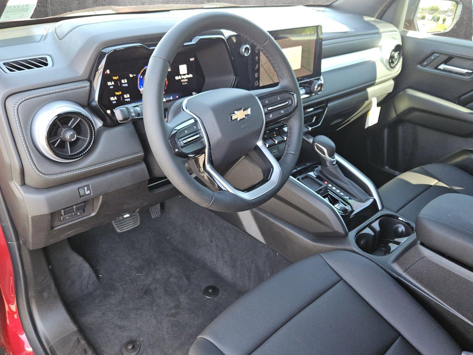 2024 Chevrolet Colorado Vehicle Photo in MESA, AZ 85206-4395