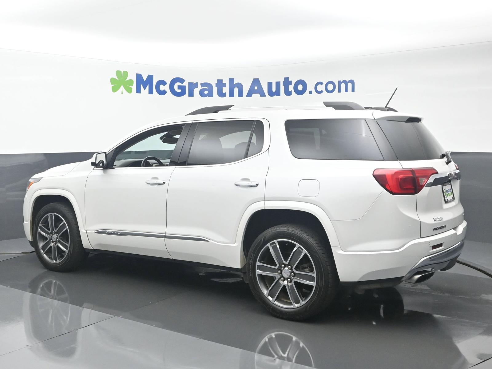 2018 GMC Acadia Vehicle Photo in Cedar Rapids, IA 52402