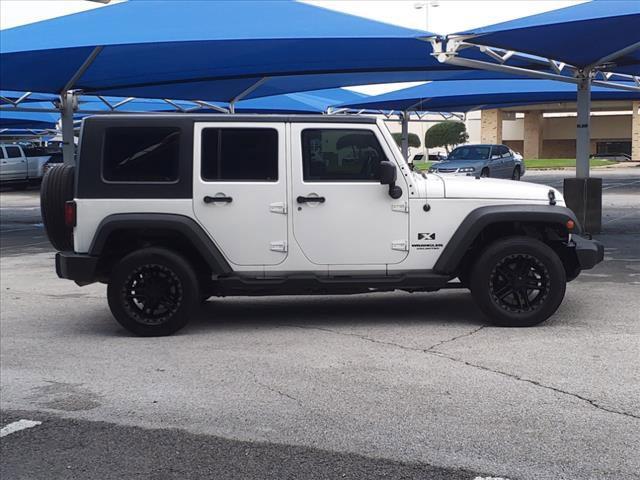 2009 Jeep Wrangler Unlimited Vehicle Photo in DENTON, TX 76210-9321