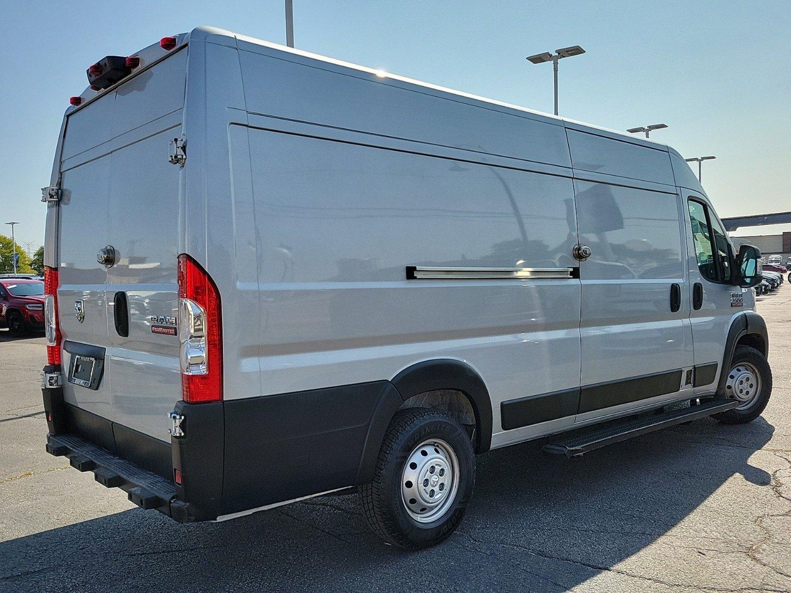 2021 Ram ProMaster Cargo Van Vehicle Photo in Saint Charles, IL 60174