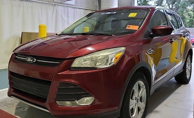 2016 Ford Escape Vehicle Photo in Cedar Rapids, IA 52402