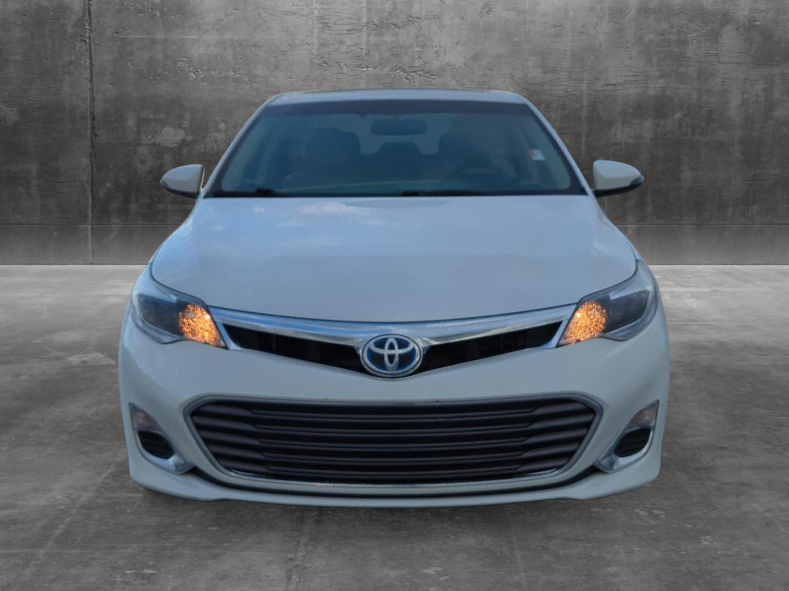 2013 Toyota Avalon Hybrid Vehicle Photo in Ft. Myers, FL 33907